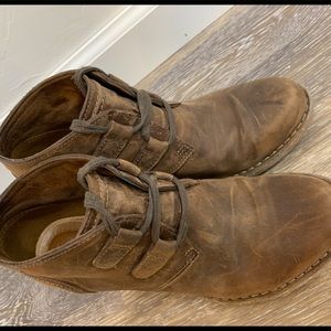 Clark’s lace-up booties